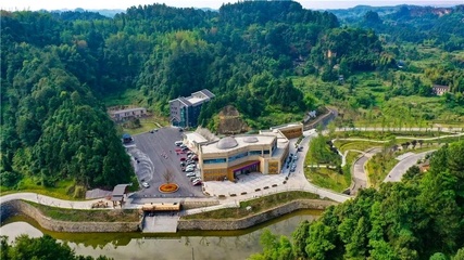 內(nèi)江牽手四川旅投打造網(wǎng)紅酒店民宿 共同開發(fā)威遠(yuǎn)石板河景區(qū)