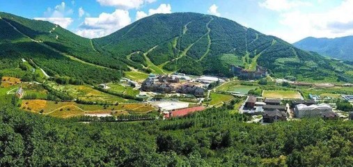 吉視線·長(zhǎng)白天下雪(1)丨吉林:縱深突破 發(fā)展躍升 打造旅游萬(wàn)億級(jí)支柱產(chǎn)業(yè)